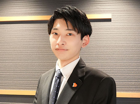画像：先輩社員